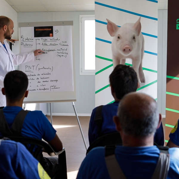 Formación en bioseguridad de nuestros trabajadores de Grangenia